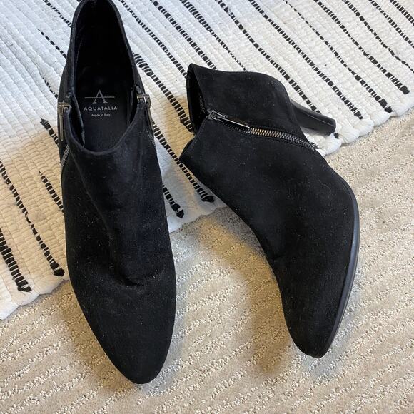 Aquatalia Black Suede Heeled Ankle Booties 8.5 - Picture 1 of 9